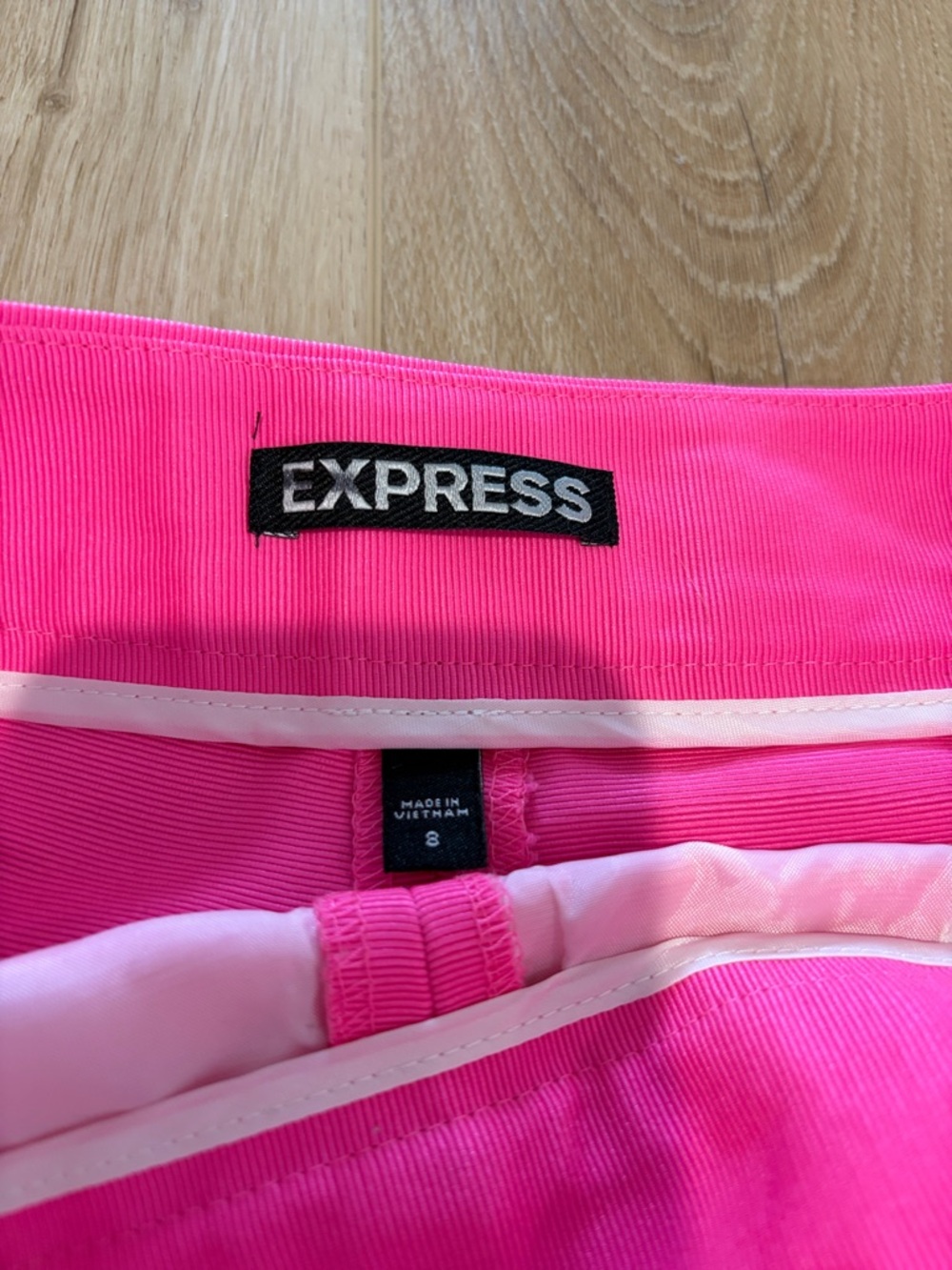 Express Hot Pink Scalloped Hem Shorts - Picture 2 of 3